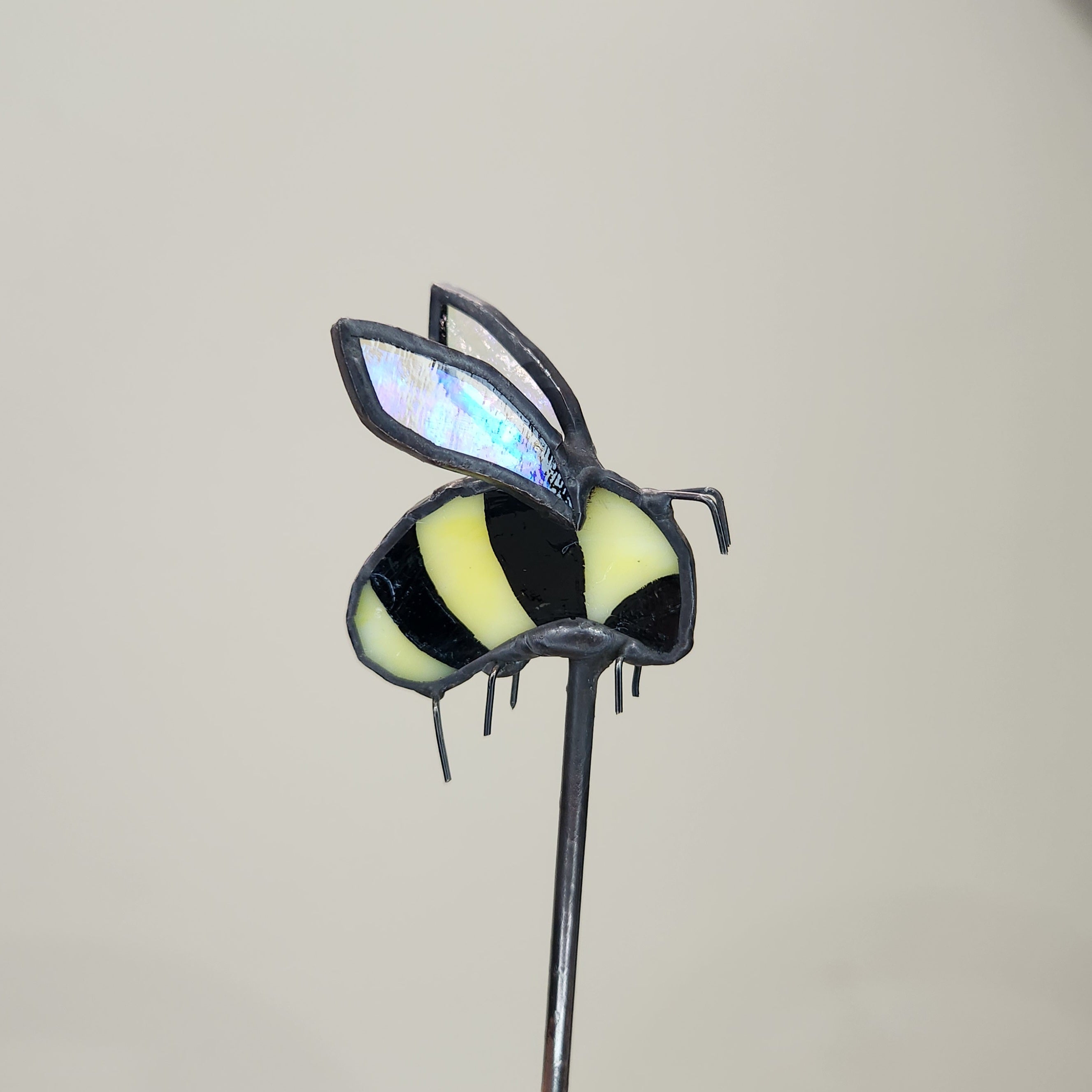 Bumblebee Plant Stake - Sugar & Spice